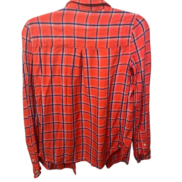 The Perfect Shirt-Small Women’s colorful flannel. - Picture 2 of 6